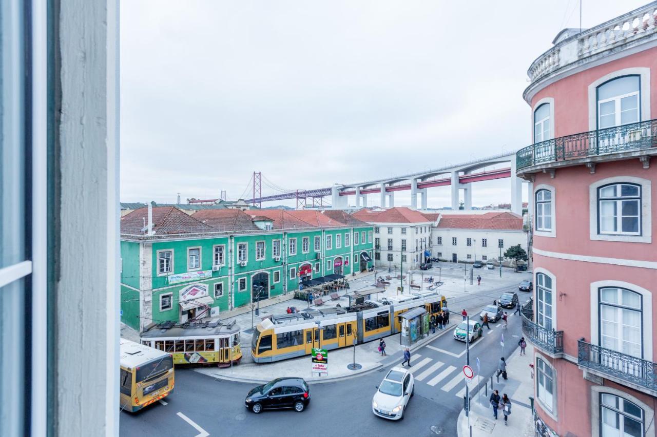 C&O Guest House Alcantara-Lisboa Eksteriør billede