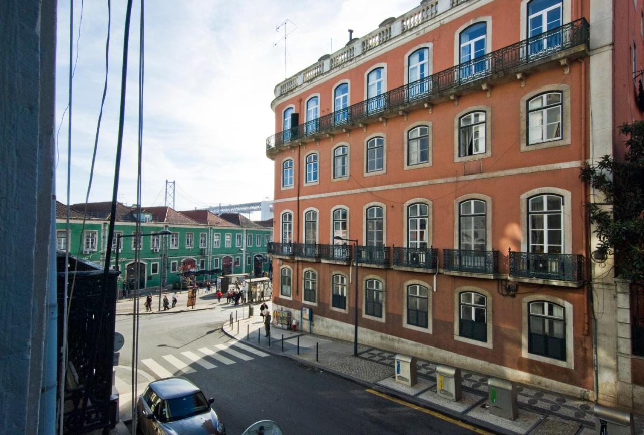 C&O Guest House Alcantara-Lisboa Eksteriør billede